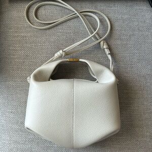 Polene Beri Bag texture Chalk color